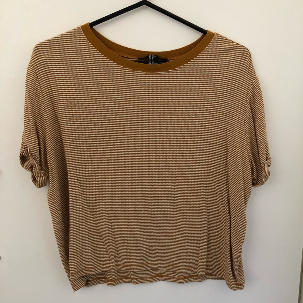 Cute yellow striped crop top